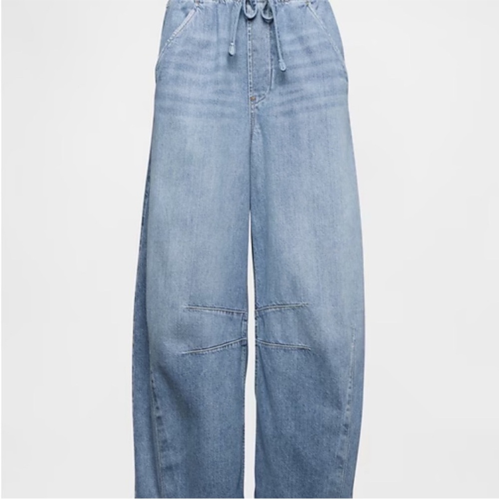 GAP Horseshoe barrel jeans